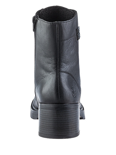 Y5252-00 Ботинки